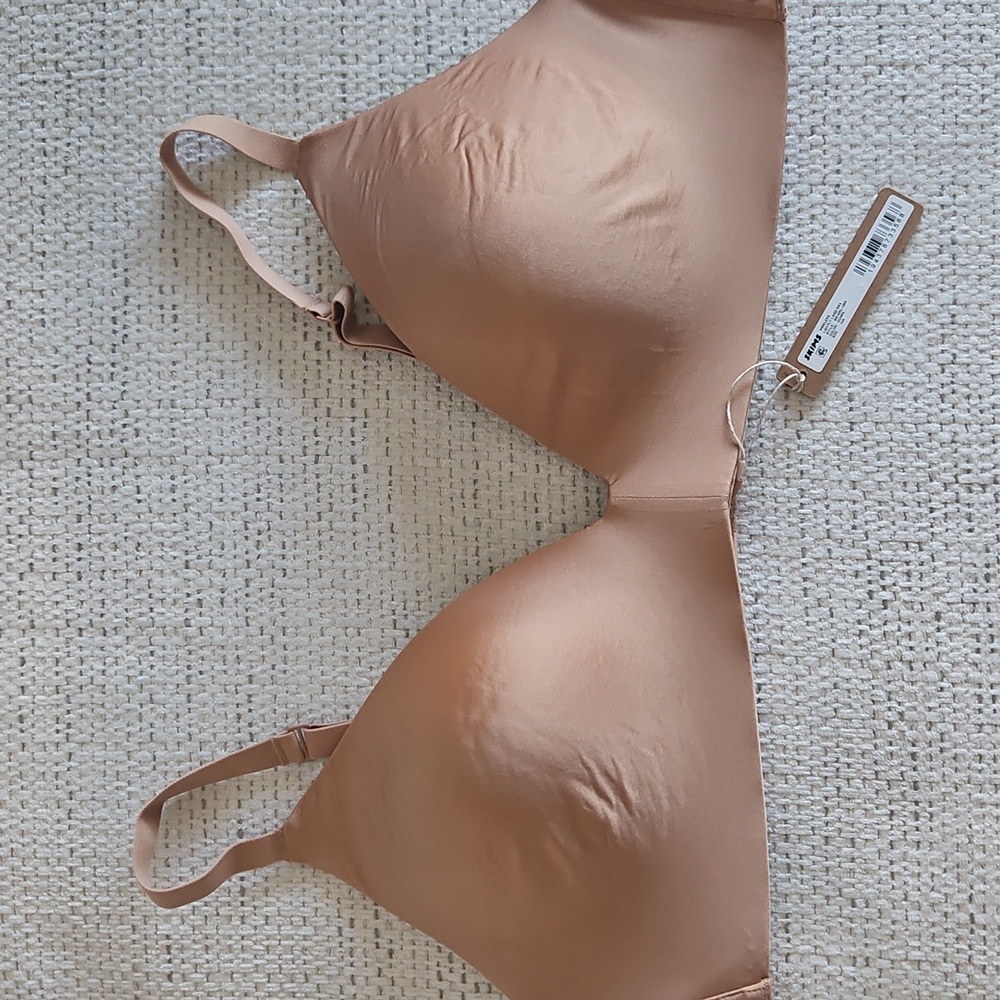 NWT SKIMS Wireless Lightly Lined Bra - 44A - BR-WRL-1889